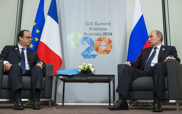 François Hollande, presidente de Francia, y Vladimir Putin, presidente de Rusia - Sputnik Mundo