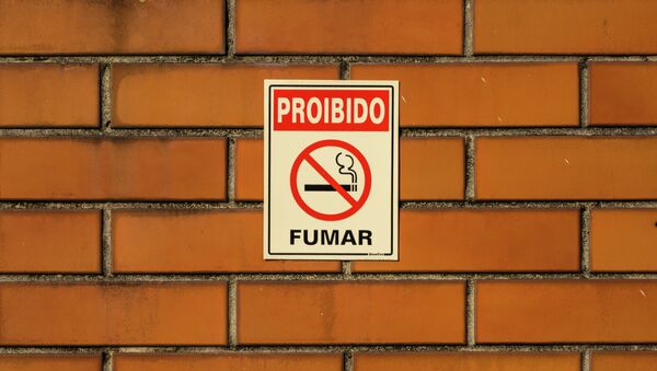 Brasil pone coto a los fumadores con una nueva Ley Antitabaco más restrictiva - Sputnik Mundo